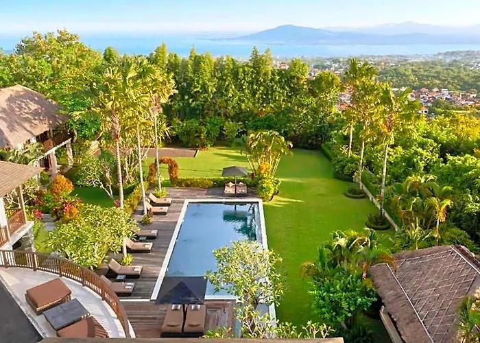 Villa Acacia Garden View 6 Bedroom Private Pool *